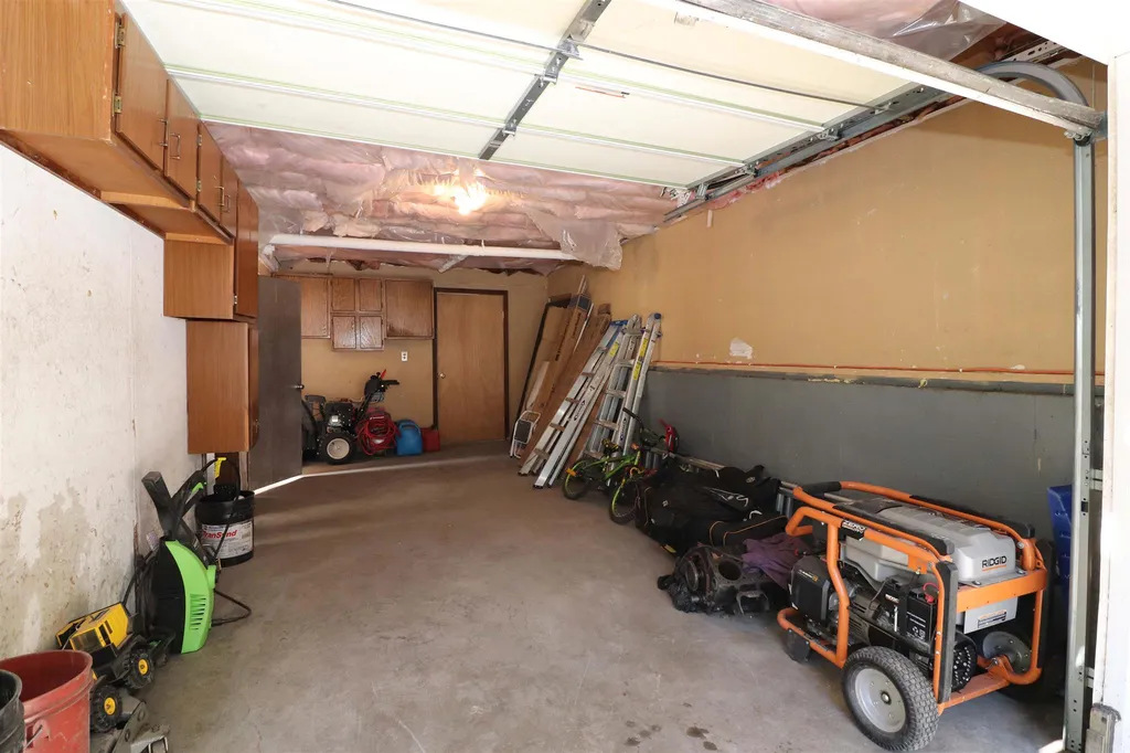 5 Blossom Road Windham NH 03087