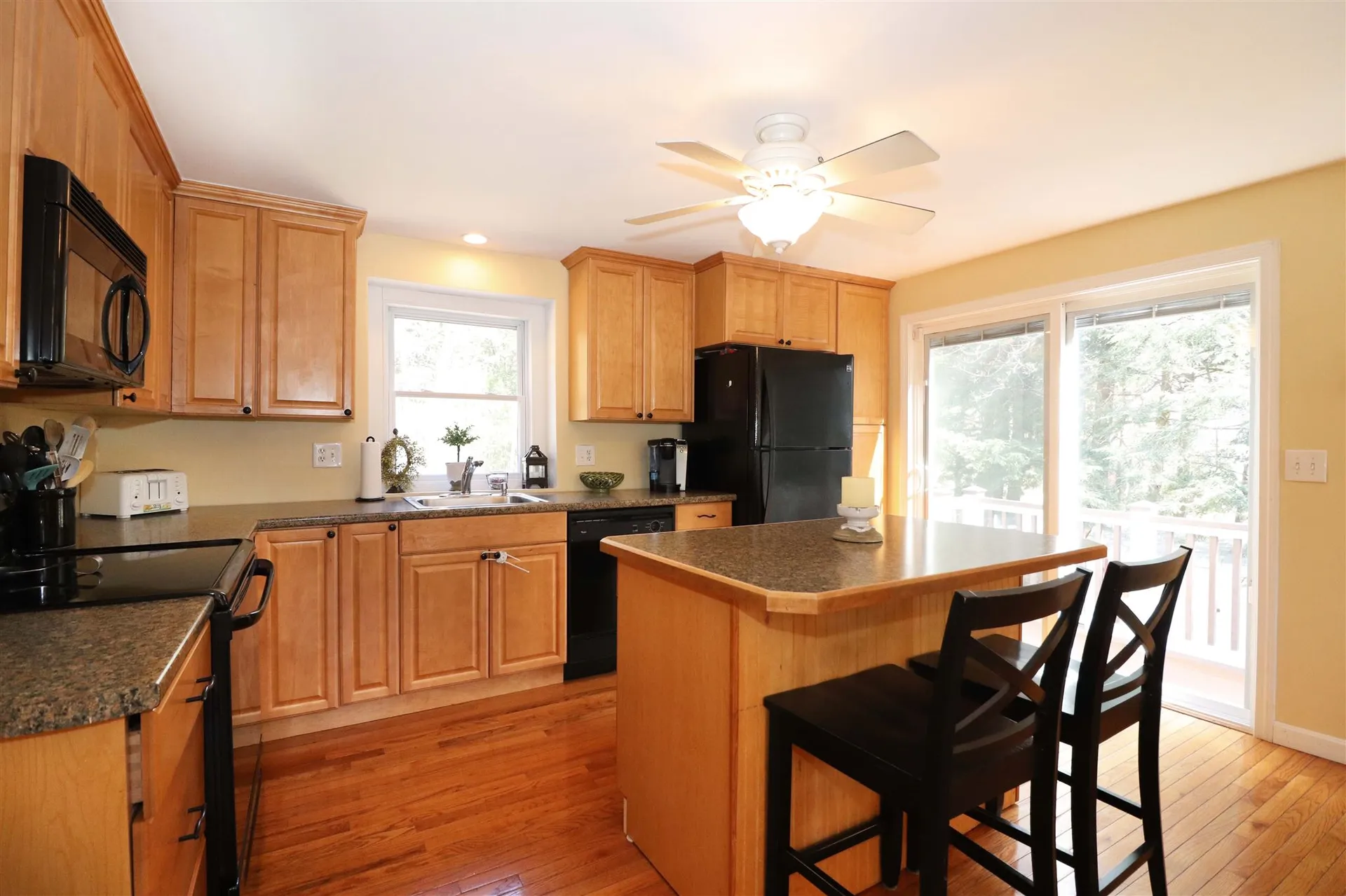5 Blossom Road Windham NH 03087