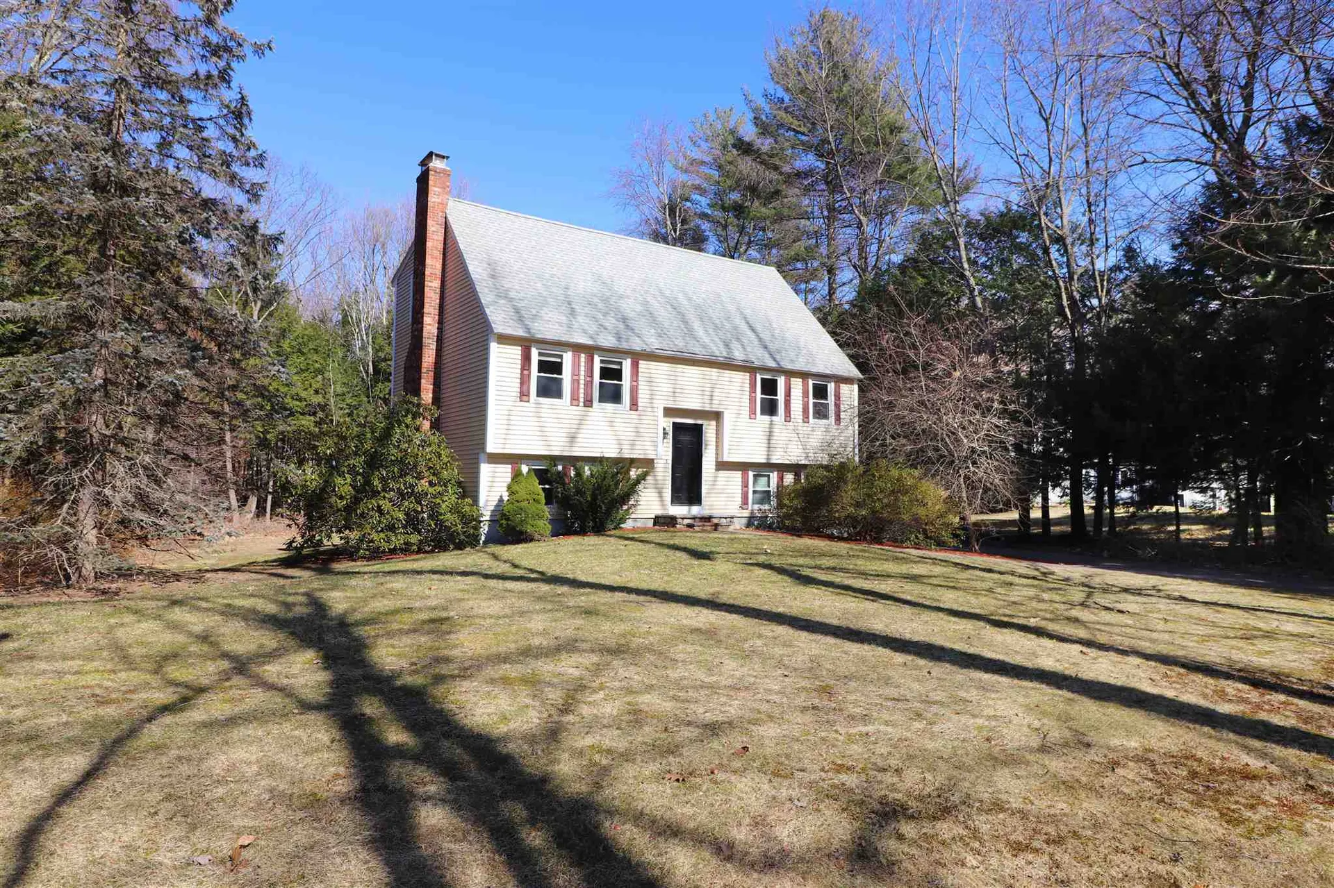 5 Blossom Road Windham NH 03087