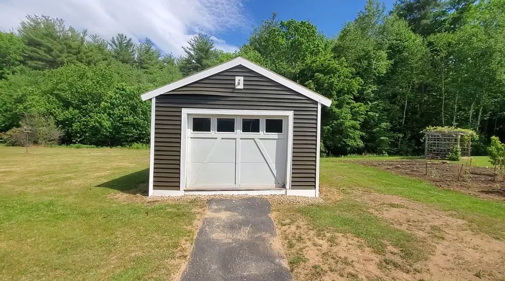 14 Lanai Drive Rochester NH 03867