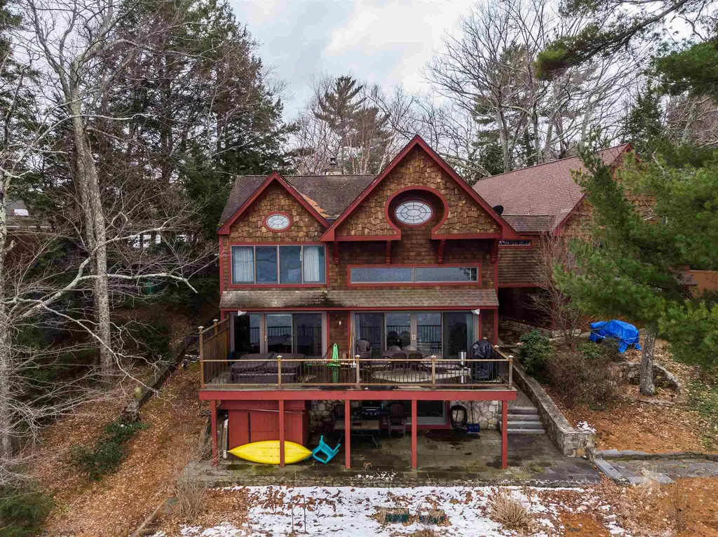 27 Wadleigh Point Road Kingston NH 03848