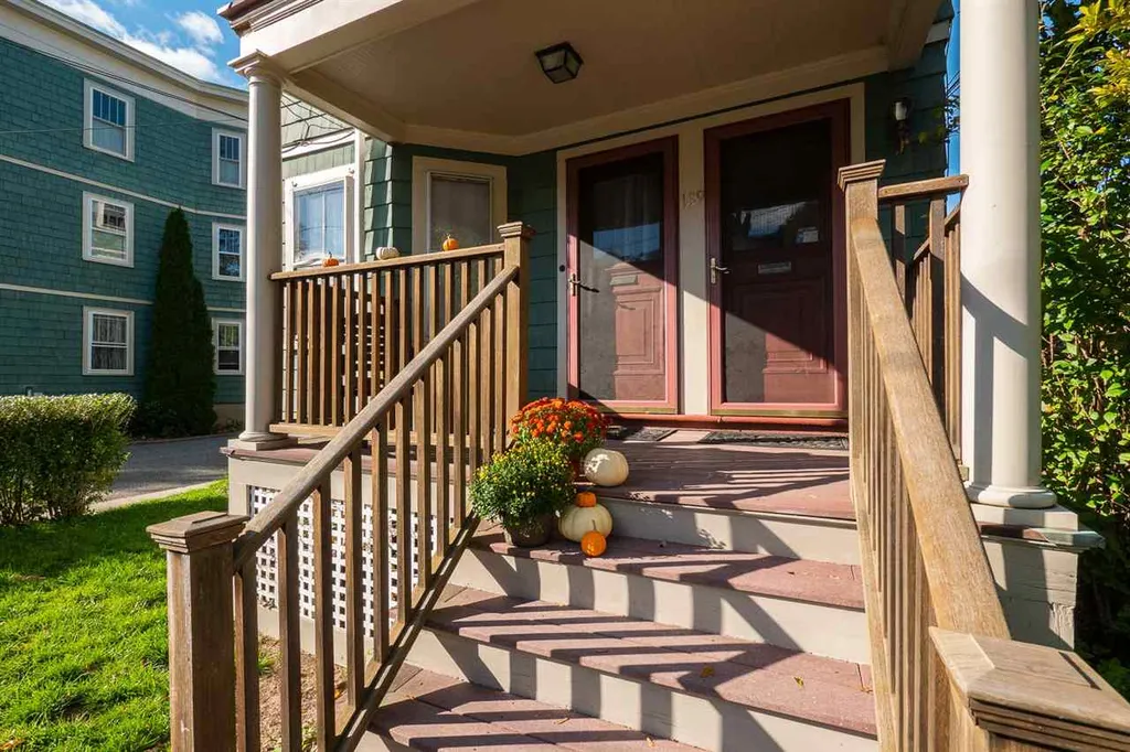 189 Lincoln Avenue Portsmouth NH 03801