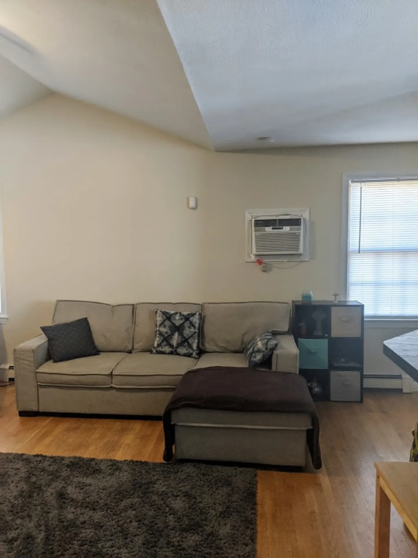 8 Lynwood Lane Manchester NH 03109