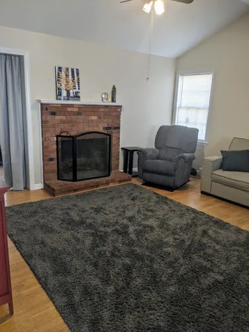8 Lynwood Lane Manchester NH 03109