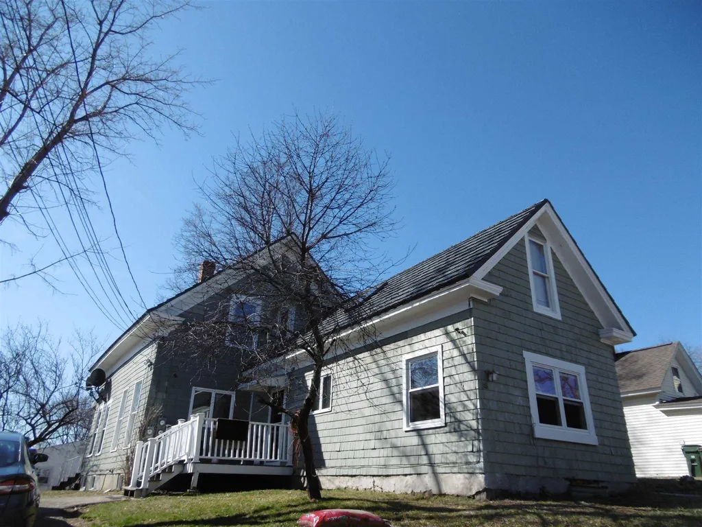 118 Ashland Street Manchester NH 03104