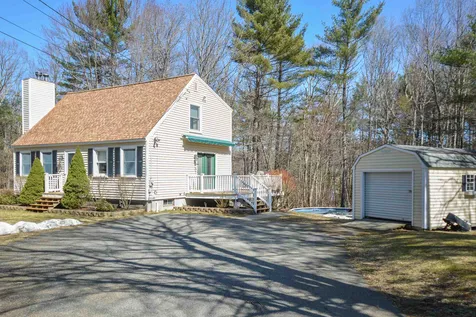 25 Wheelwright Drive Lee NH 03861