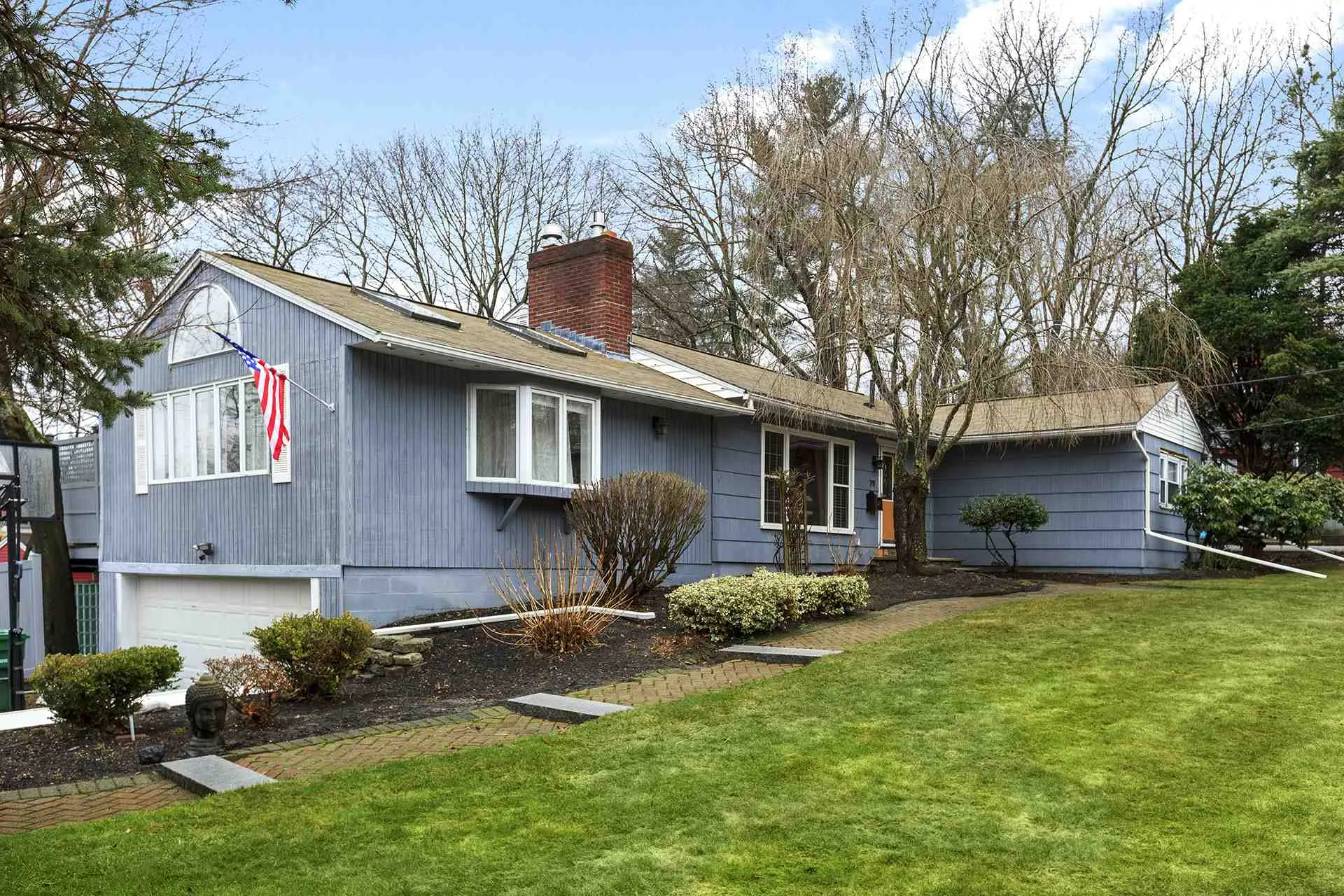 79 E Stark Street Nashua NH 03064