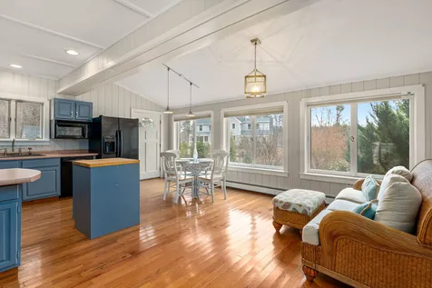 400 Brackett Road Rye NH 03870