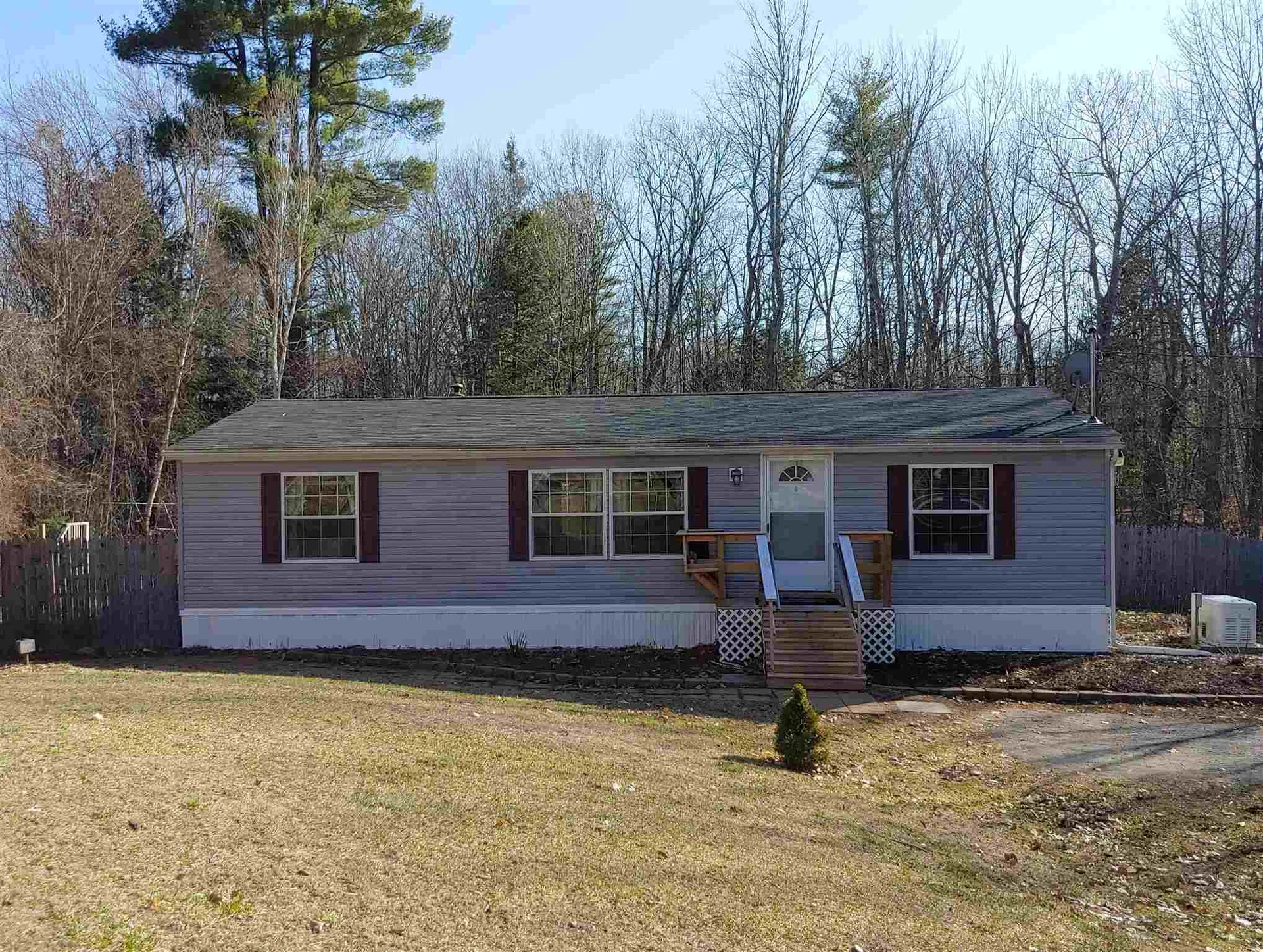 230 Pleasant Street Epping NH 03042