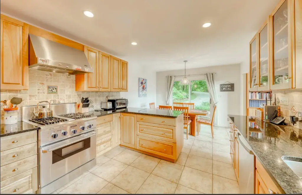 853 Phen Basin Road Fayston VT 05673