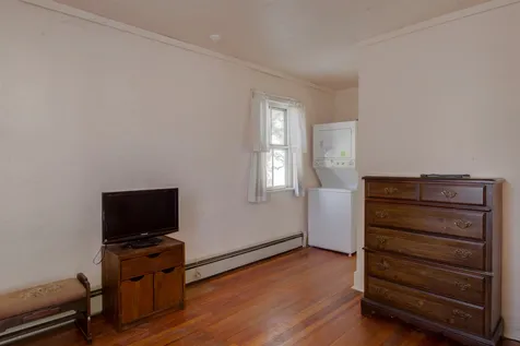 9 Highland Avenue Chelsea VT 05038