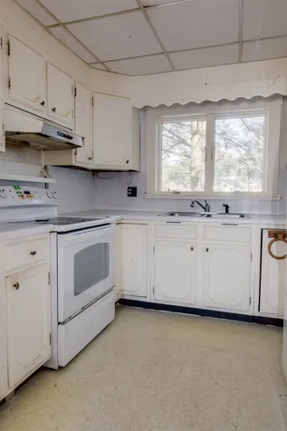 9 Highland Avenue Chelsea VT 05038