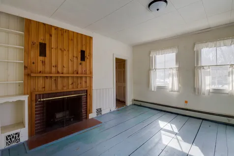 9 Highland Avenue Chelsea VT 05038