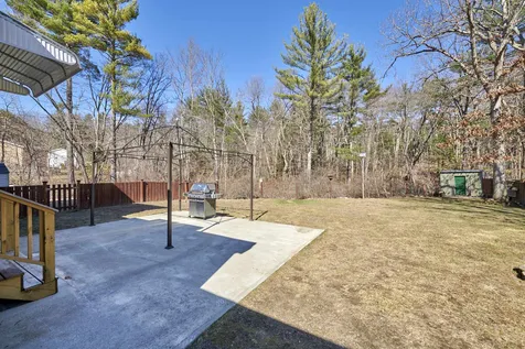 304 Island Pond Road Derry NH 03038