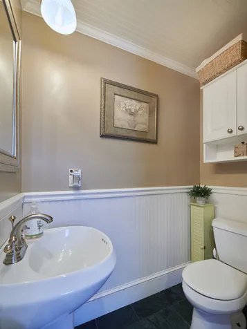 304 Island Pond Road Derry NH 03038