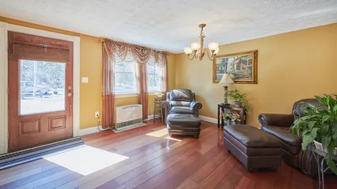 304 Island Pond Road Derry NH 03038