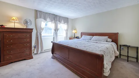 304 Island Pond Road Derry NH 03038
