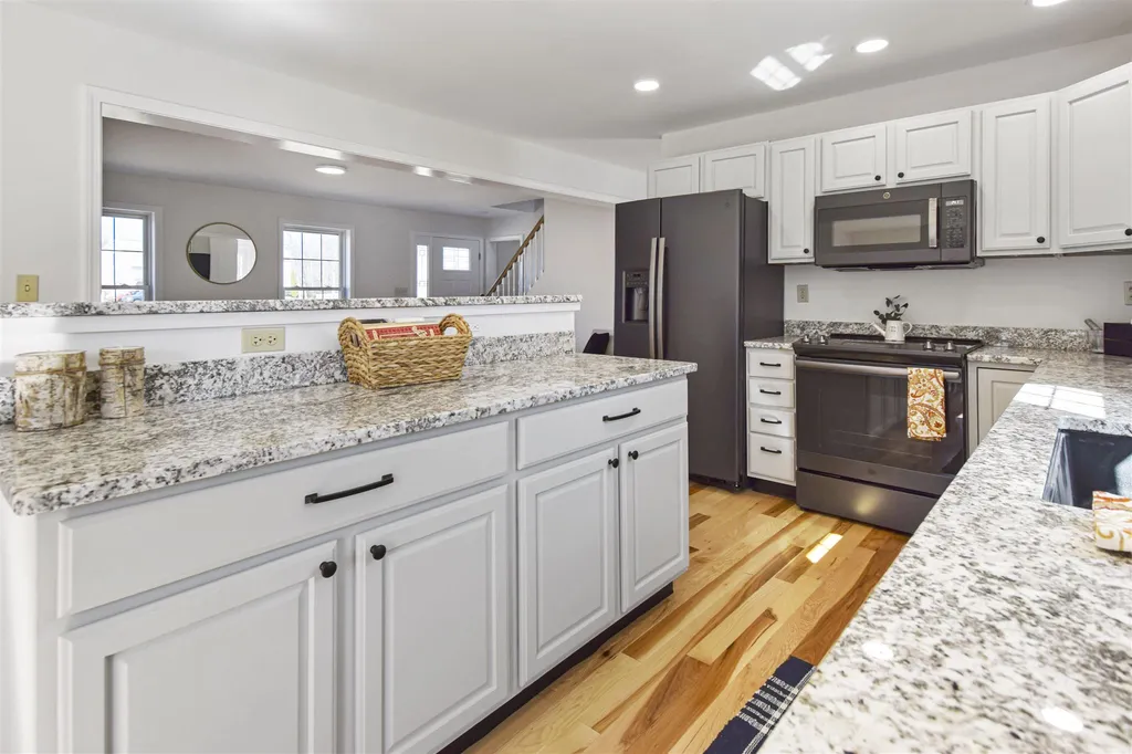 19 Elise Drive Berwick ME 03901