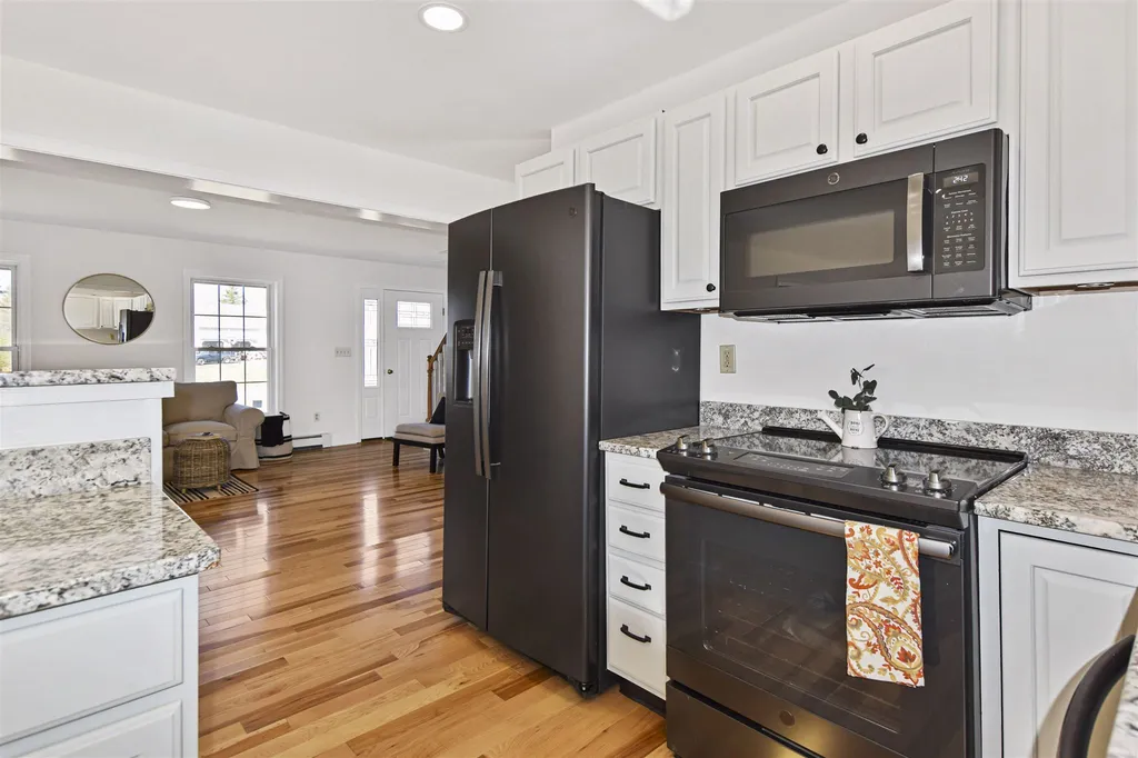 19 Elise Drive Berwick ME 03901