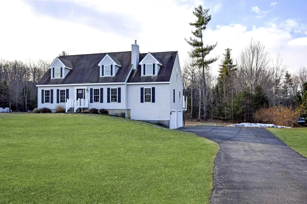 19 Elise Drive Berwick ME 03901