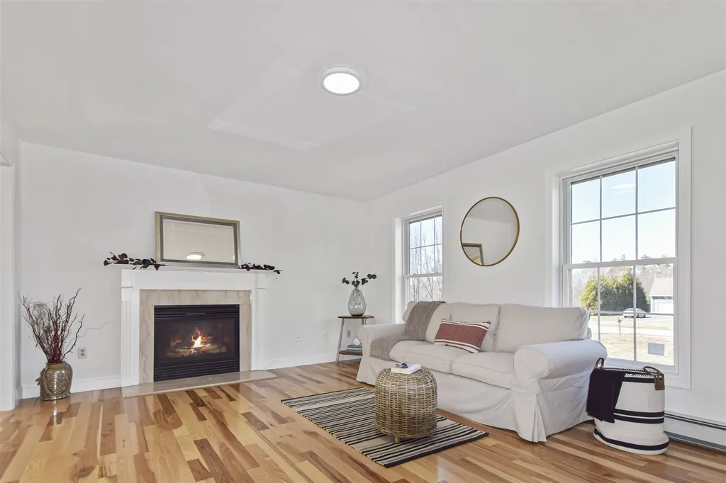 19 Elise Drive Berwick ME 03901