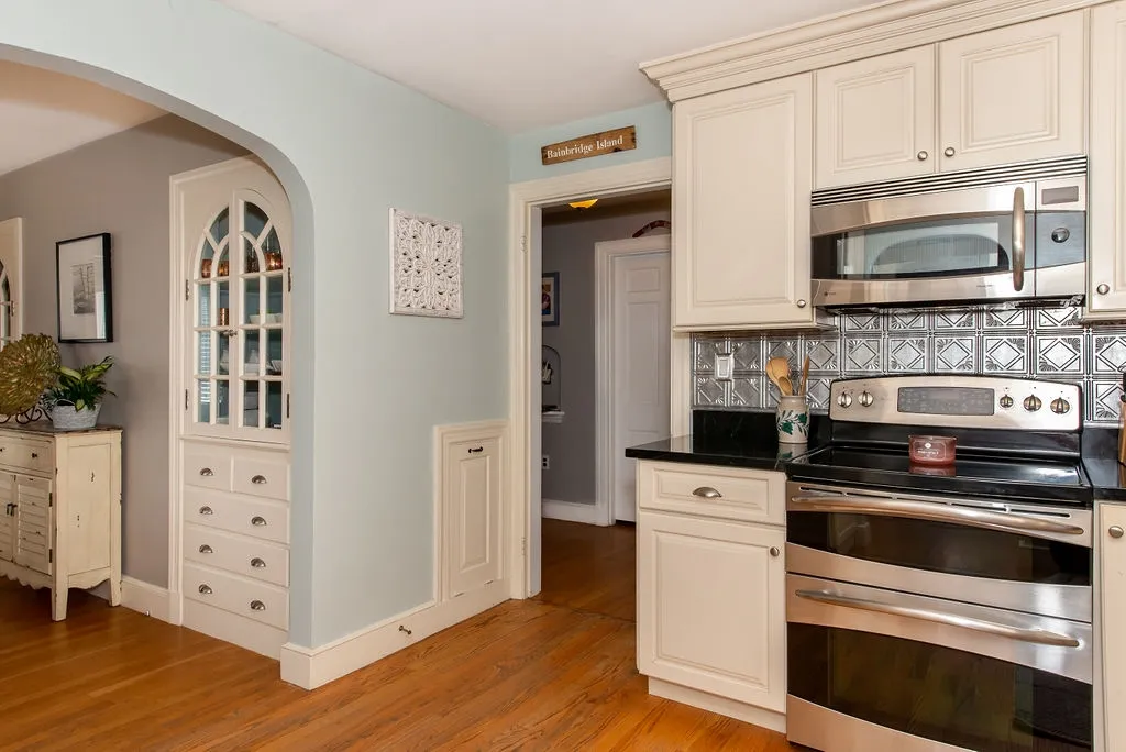 12 Renaud Avenue Dover NH 03820