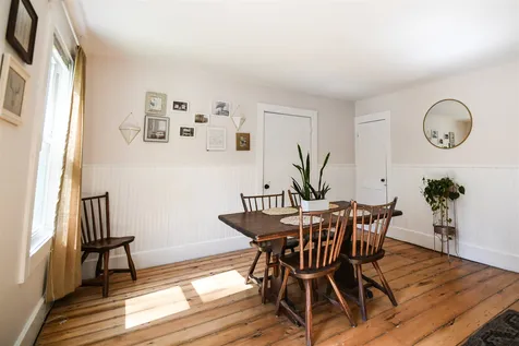 52 Old Dennett Road Kittery ME 03904