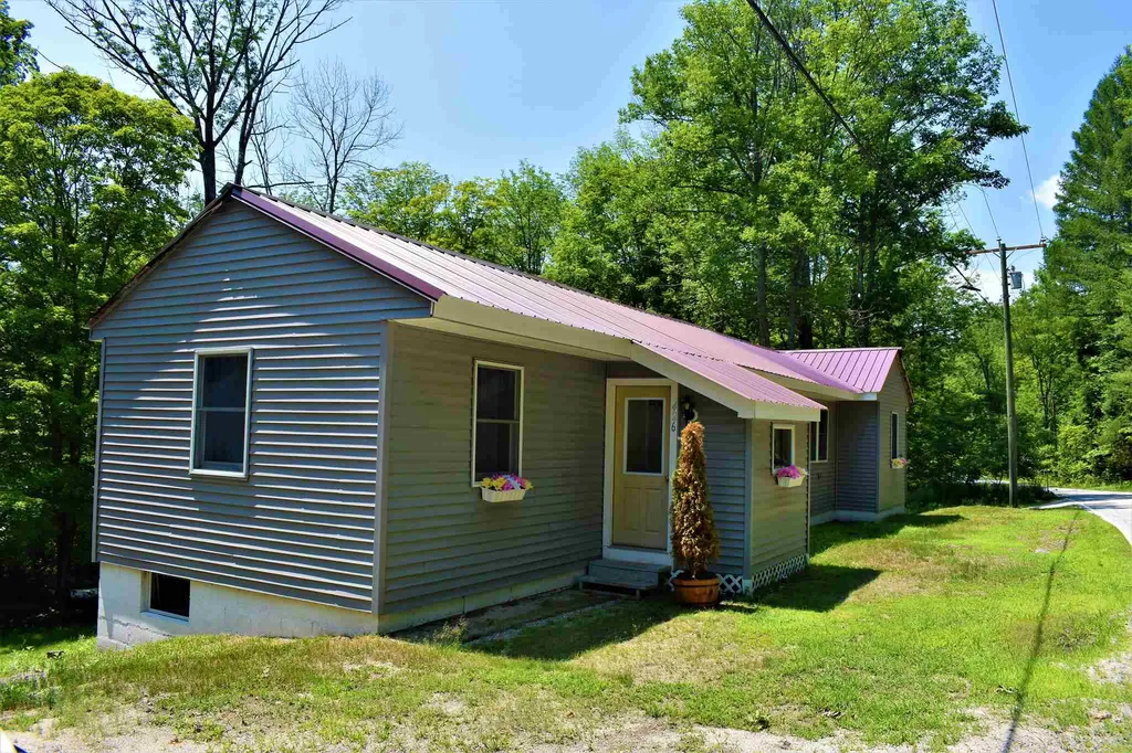426 Center Road Hillsborough NH 03244