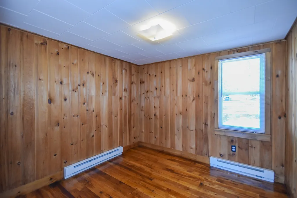 54 Kingsbury Drive Milton NH 03851