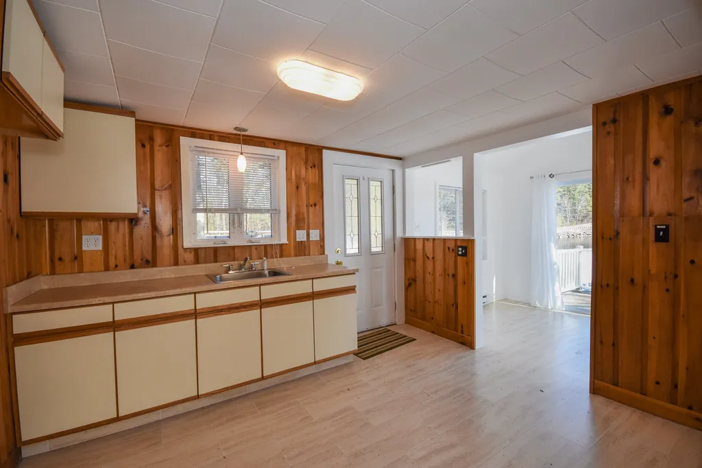 54 Kingsbury Drive Milton NH 03851