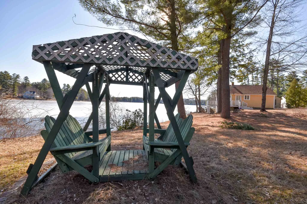 54 Kingsbury Drive Milton NH 03851