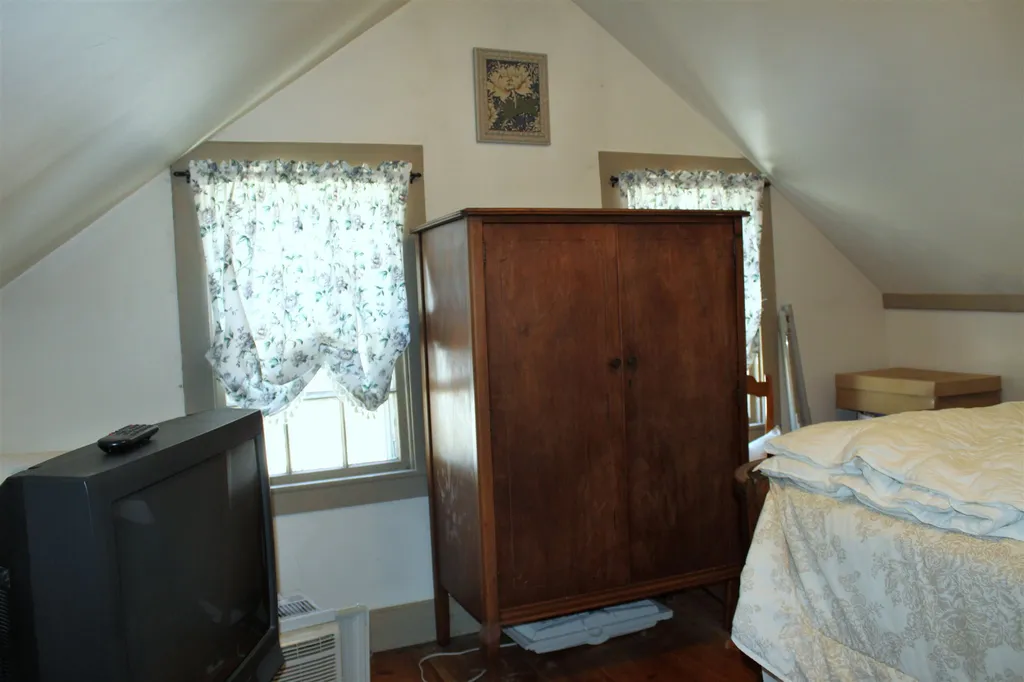 272 Murray Hill Road Hill NH 03243