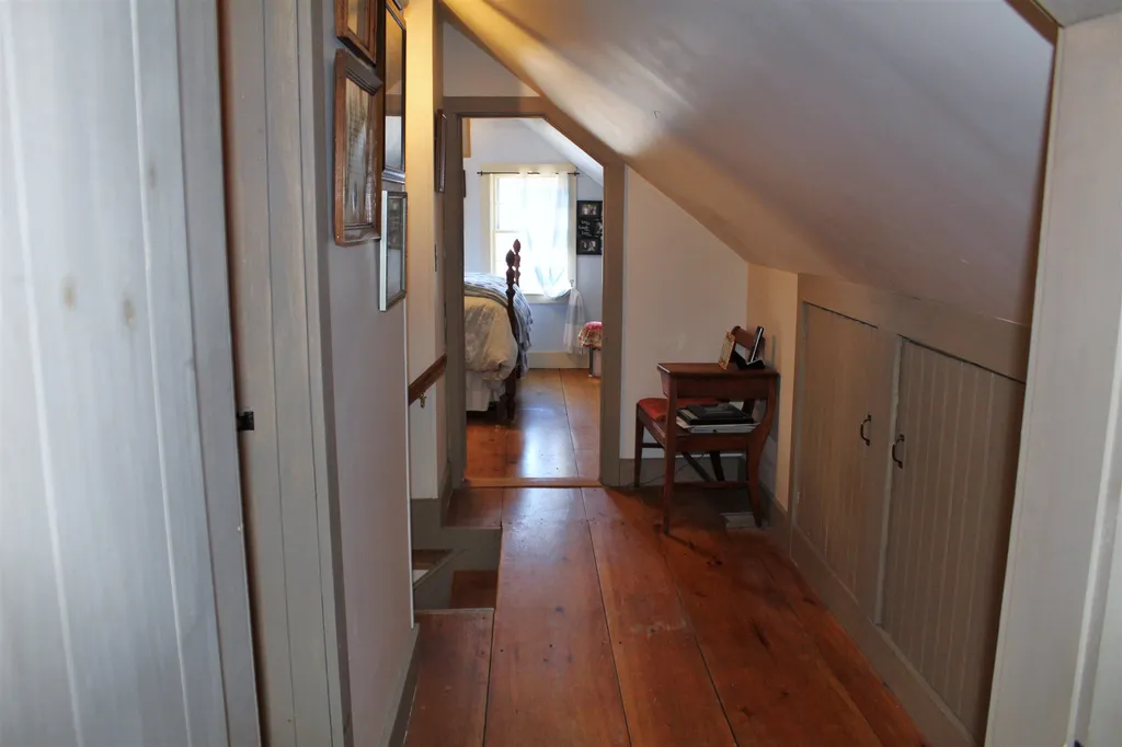 272 Murray Hill Road Hill NH 03243
