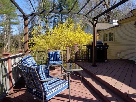 272 Murray Hill Road Hill NH 03243