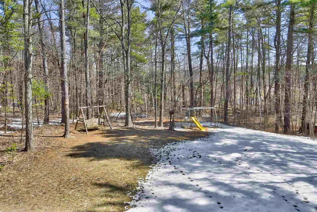 8 Hardwood Road Windham NH 03087