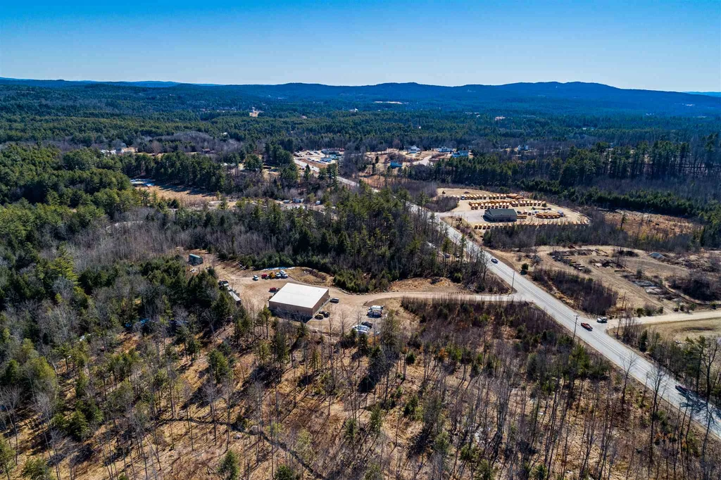 569 Laconia Road Belmont NH 03220