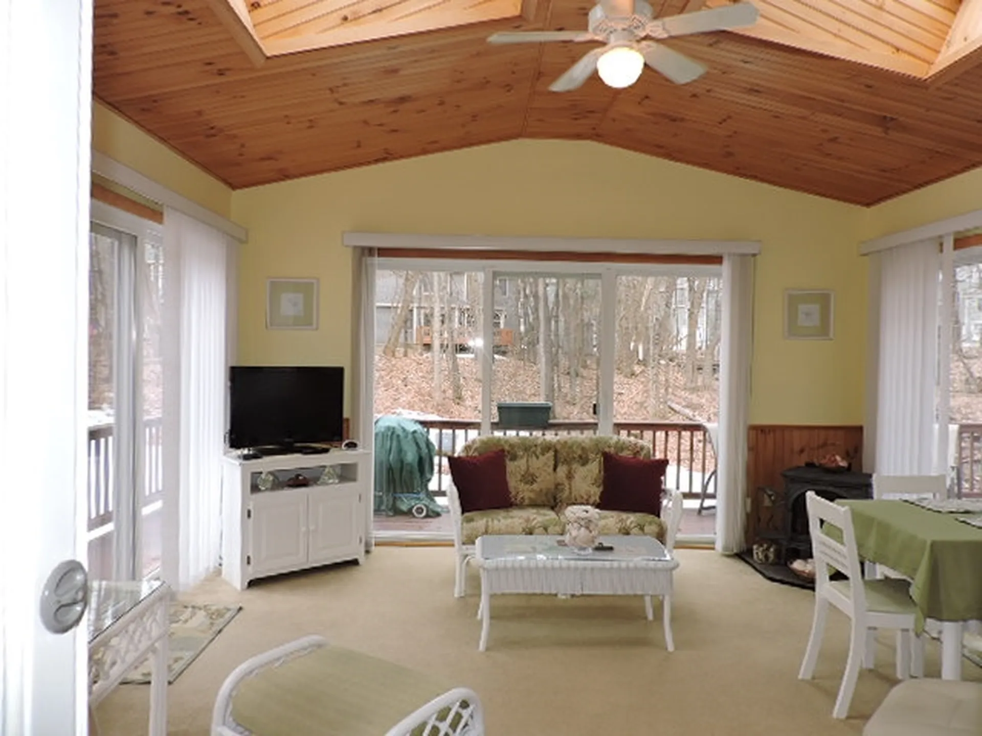 44 Ashley Drive Laconia NH 03246