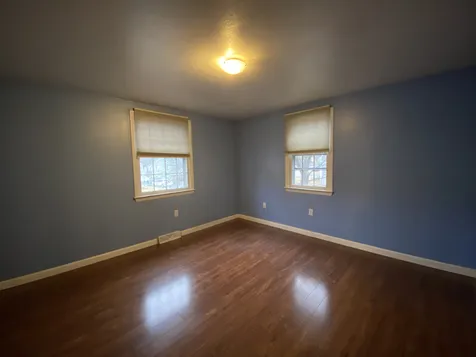 13 Tennyson Avenue Dover NH 03820