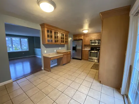13 Tennyson Avenue Dover NH 03820