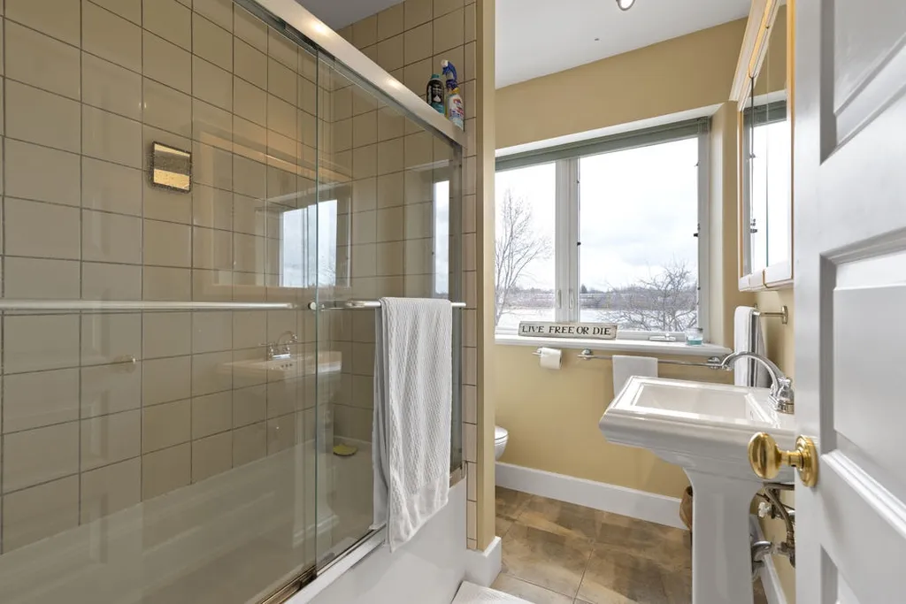 101 Mill Pond Way Portsmouth NH 03801