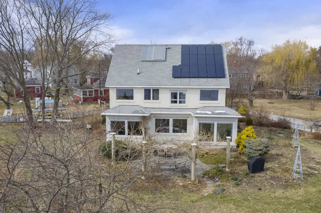 101 Mill Pond Way Portsmouth NH 03801