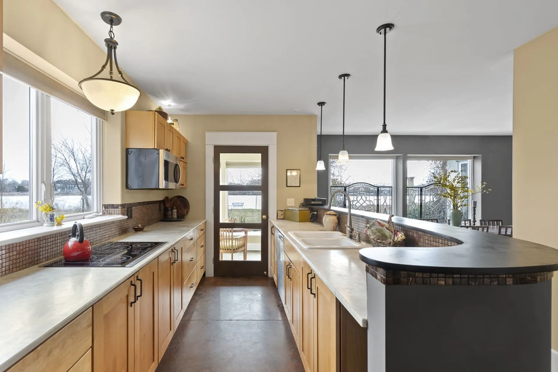 101 Mill Pond Way Portsmouth NH 03801