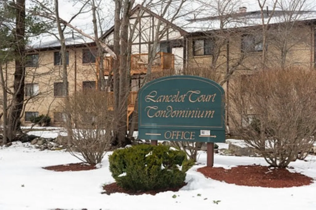 1 Lancelot Court Salem NH 03079