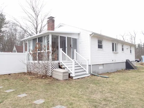 3 Budron Avenue Salem NH 03079