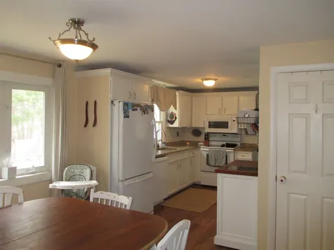 3 Budron Avenue Salem NH 03079