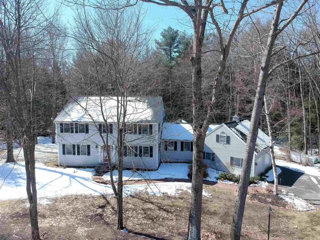 6 Boulder Avenue Rochester NH 03867