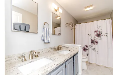 6 Boulder Avenue Rochester NH 03867