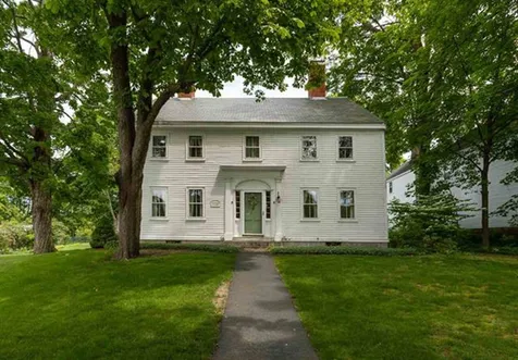 33 Post Road Greenland NH 03840