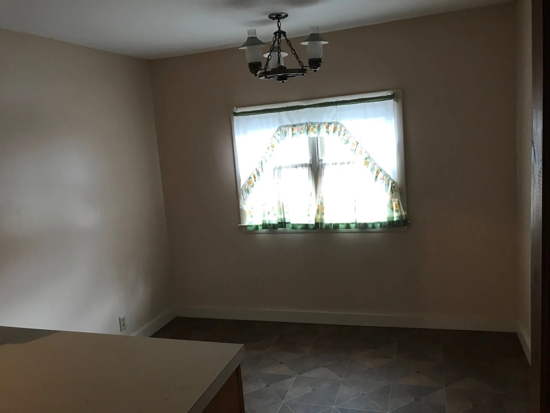 373 Kearsarge Way Portsmouth NH 03801