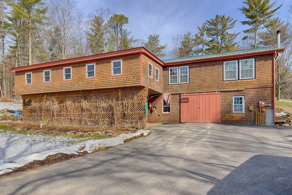 39 Wes Locke Road Barnstead NH 03225